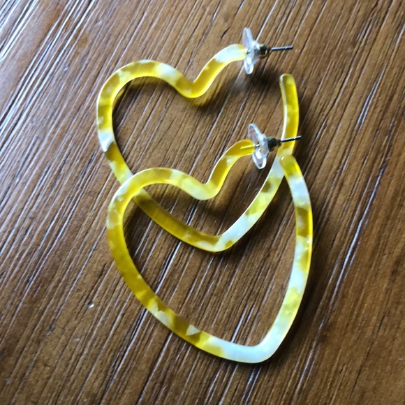 Acetate Heart Shaped Hoop Tortoise Earrings Yellow - Picture 6 of 6